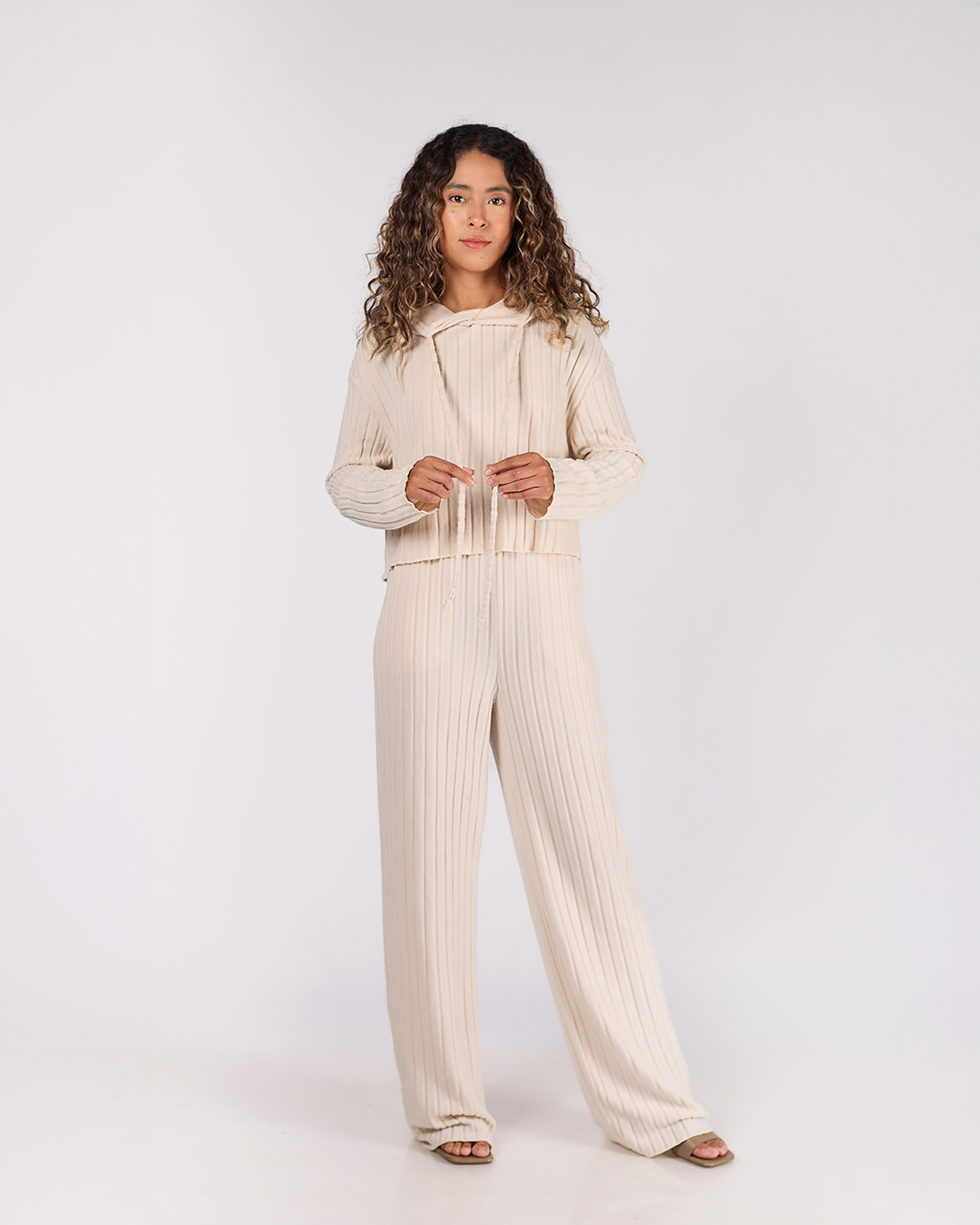 CONJUNTO MANGA LARGA Y GORRO