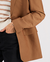 BLAZER OVERSIZE HOMBRERAS CAFÉ